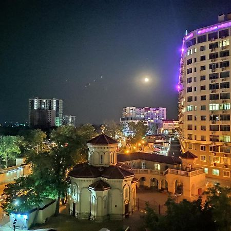 Квартира На 10-Й Фонтана Apartment Odesa Exterior foto